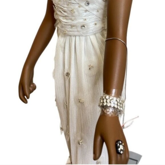 The Michelle Obama Inaugural Ball Porcelain Doll NIB The Danbury Mint 2009 White - Picture 3 of 11